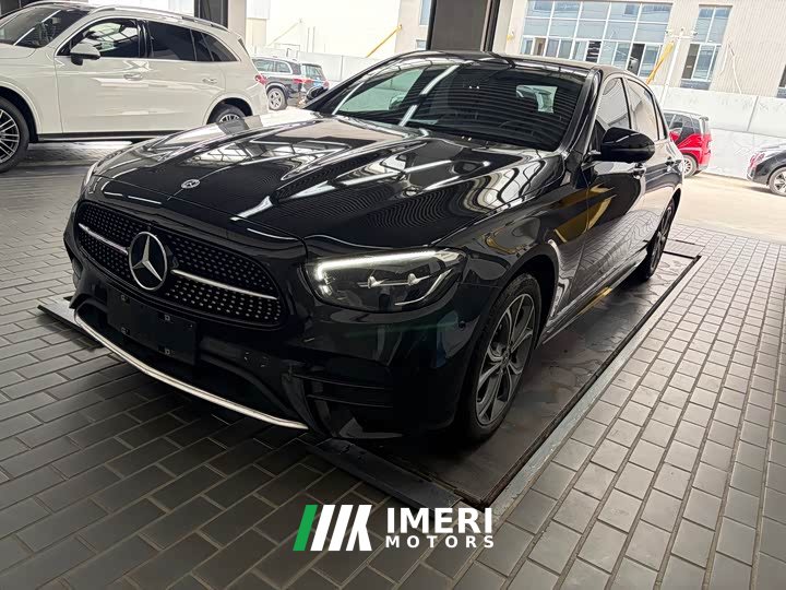 Mercedes-Benz E-Class E 300 L Sporty and Fashionable