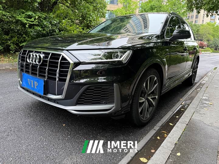 Audi Q7 55 TFSI quattro S line Sport