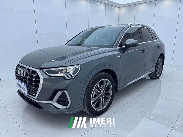 Audi Q3 40 TFSI Fashion Dynamic Edition