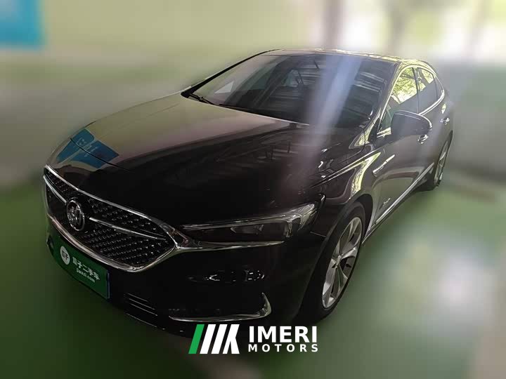 Buick LaCrosse Avenir Pioneer Edition