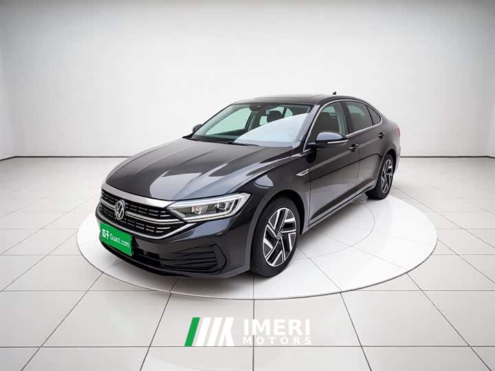 Volkswagen Sagitar 300TSI DSG Beyond Edition