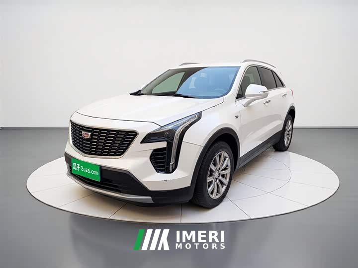 Cadillac XT4 28T two-wheel drive luxury