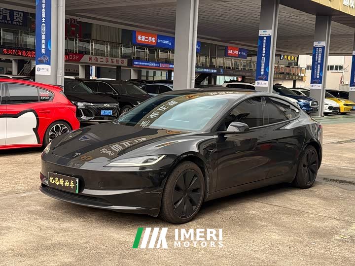 Tesla Model 3 2023 rear-wheel drive version