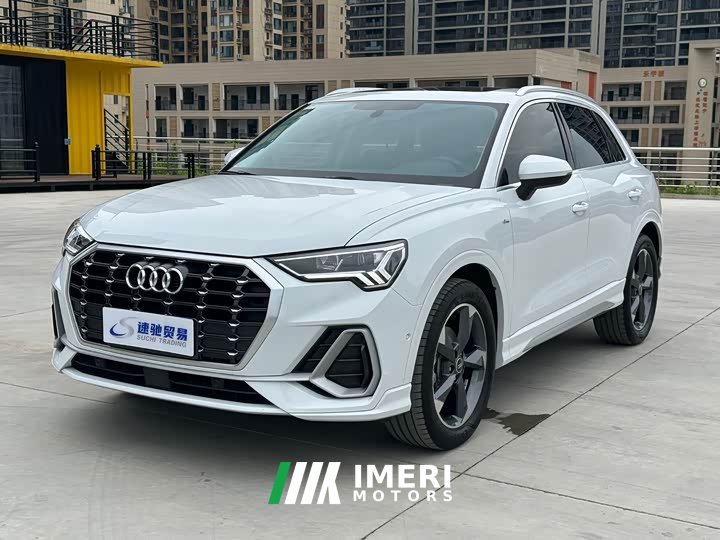 Audi Q3 35 TFSI Fashionable and Dynamic