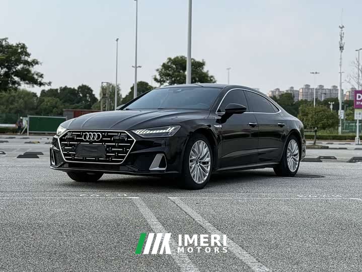 Audi A7L 45TFSI S-line Dream Building Liquid Crystal Package