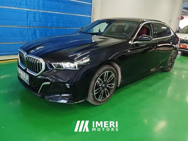 BMW 5 Series 530Li xDrive M Sports Package