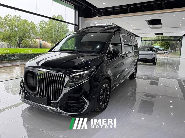 Mercedes-Benz V-Class V 300 L Long Wheelbase Luxury Edition