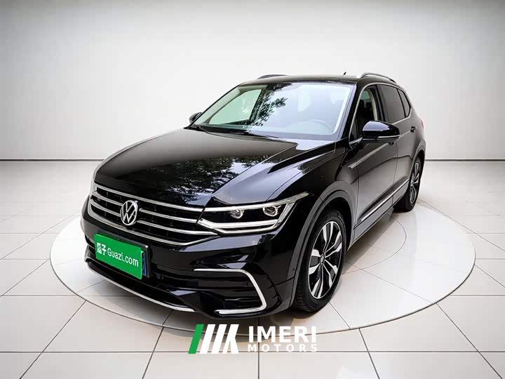 Volkswagen Tiguan L 330TSI automatic two-wheel drive R-Line version