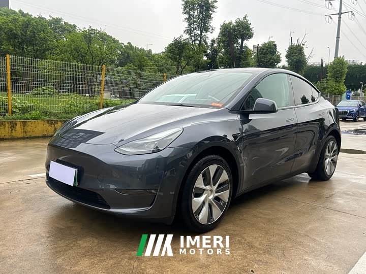Tesla Model Y facelift, long-range all-wheel drive version