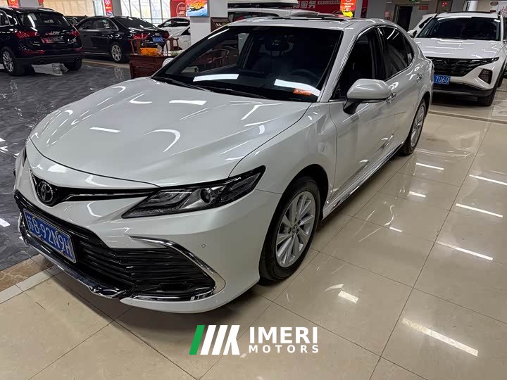 Toyota Camry 2023 2.0G Deluxe Edition