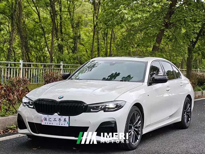 BMW 3 Series 2022 325i M Sports Night Package
