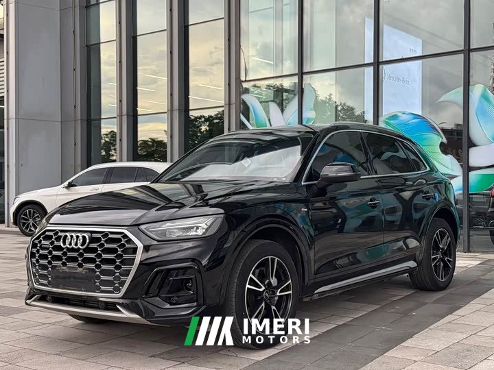 Audi Q5L 40T fashionable and dynamic