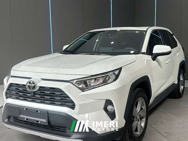 Toyota RAV4 Rongfang 2021 2.0L CVT two-wheel drive fashion PLUS version