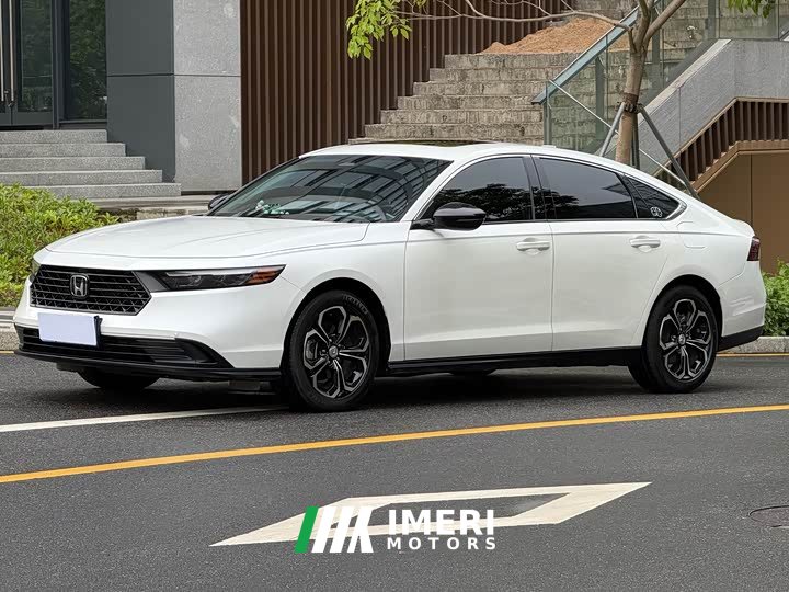 Honda Accord 260TURBO Smart Edition