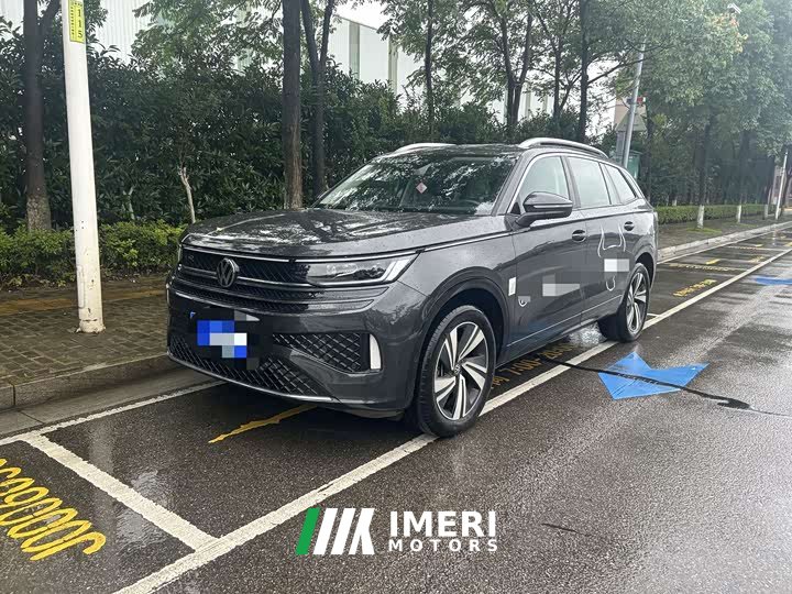 Volkswagen Tavendor 380TSI 4Motion R-Line Touring Edition