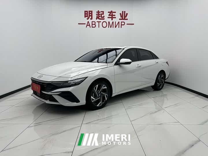 Lexus Elantra 1.5L CVT LUX