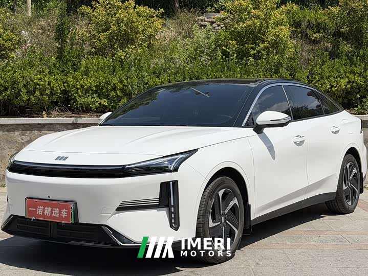 Geely Galaxy L6 EM-i 140km Discovery Edition