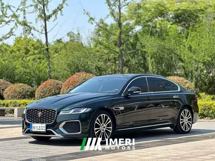 Jaguar XFL 2.0T P250 two-wheel drive exclusive luxury version