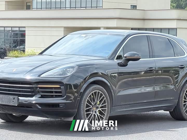 Porsche Cayenne E-Hybrid 2.0T