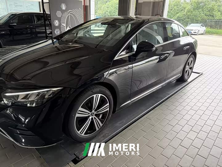Mercedes-Benz EQE 500 4MATIC Luxury Edition