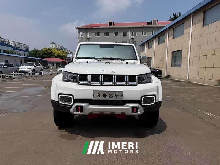 Beijing off-road BJ40 2.0T pays tribute to 2020 Honor Edition