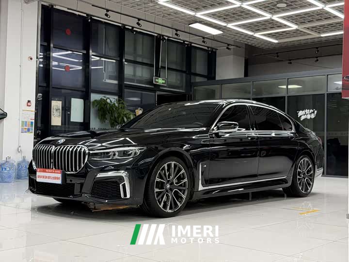 BMW 7 Series 2021 740Li Leading M Sports Package