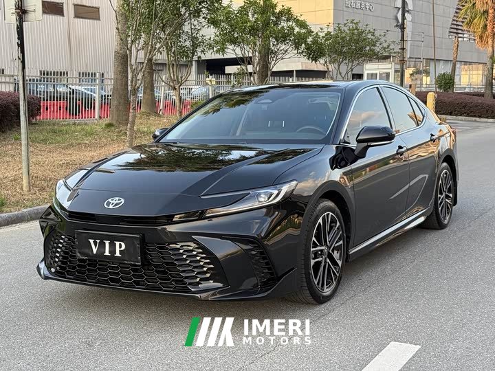Toyota Camry 2026 Hybrid 2.0HSE Sport Lite Edition