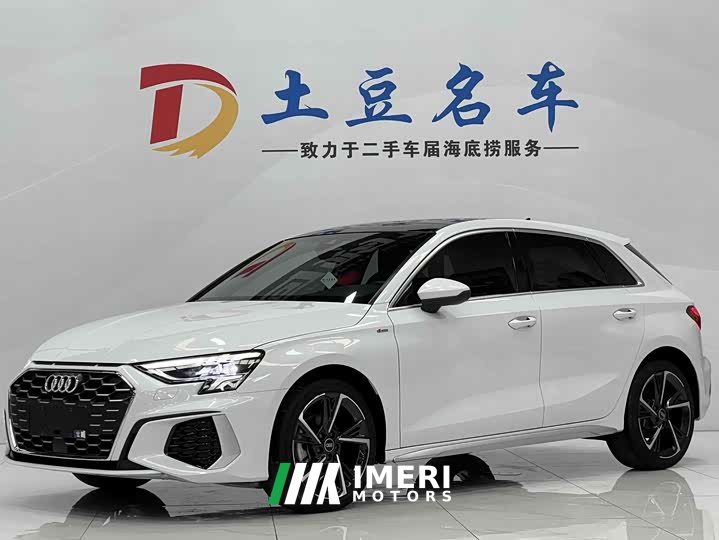 Audi A3 Sportback 35 TFSI stylish and sporty