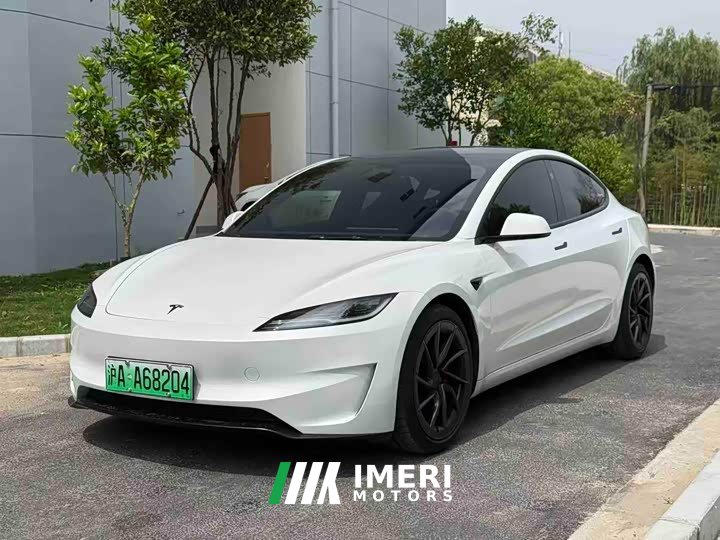 Tesla Model 3 Performance All-Wheel Drive