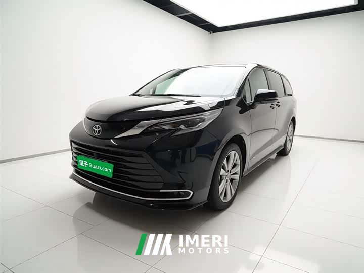 Toyota SIENNA 2023 2.5L Hybrid Premium Edition