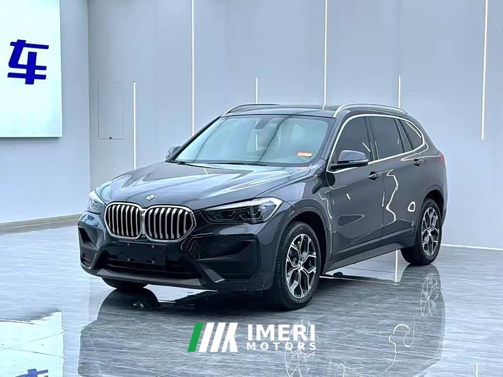 BMW X1 sDrive25Li Leading