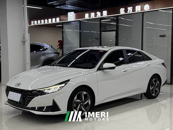 Lexus Elantra 2022 1.5L CVT LUX Premium Edition