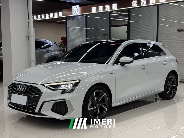 Audi A3 Sportback 35 TFSI stylish and sporty