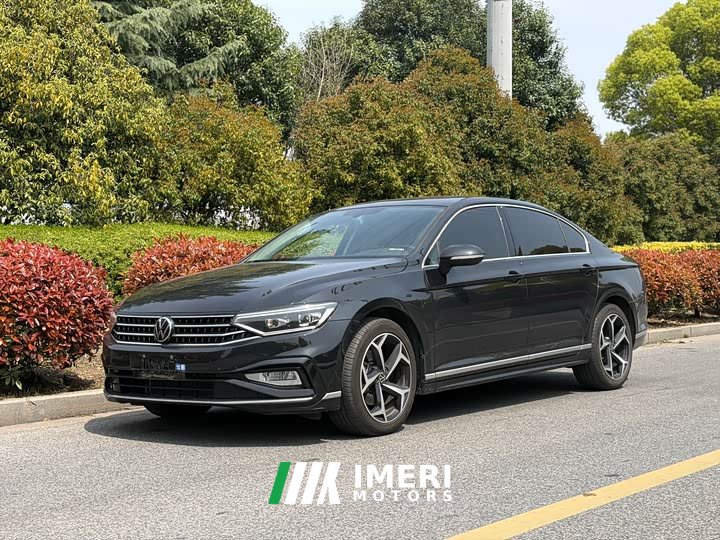 Volkswagen Magotan 2023 2 Million Edition 330TSI DSG Leading