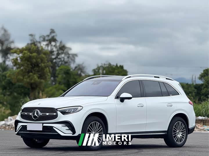 Mercedes-Benz GLC 300 L 4MATIC Dynamic 5-seater