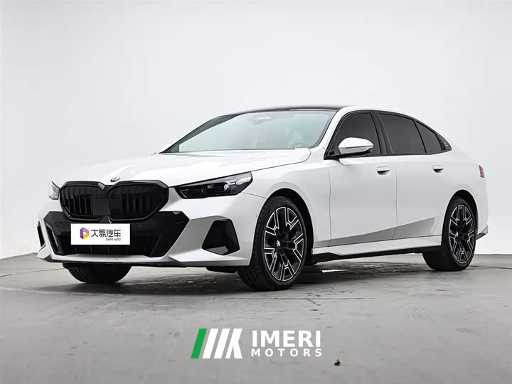 BMW 5 Series 2025 530Li Exclusive M Sports Package