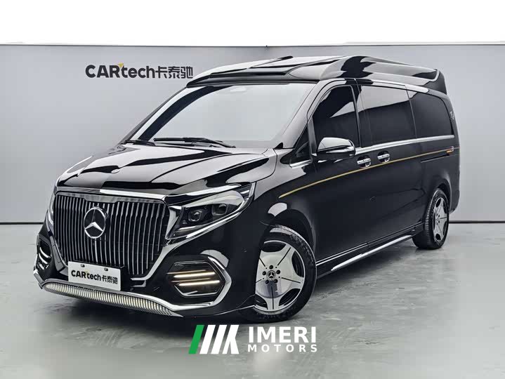 Mercedes-Benz Vito 2023 2.0T Business Edition 7 seats