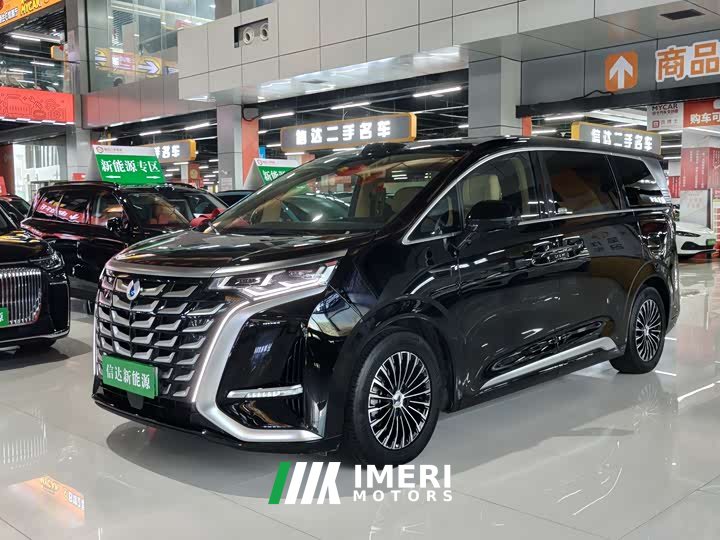 Denza D9 DM-i smart driving version 1020 four-wheel drive flagship