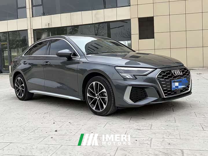 Audi A3 A3L Limousine 35 TFSI Enterprising and Elegant