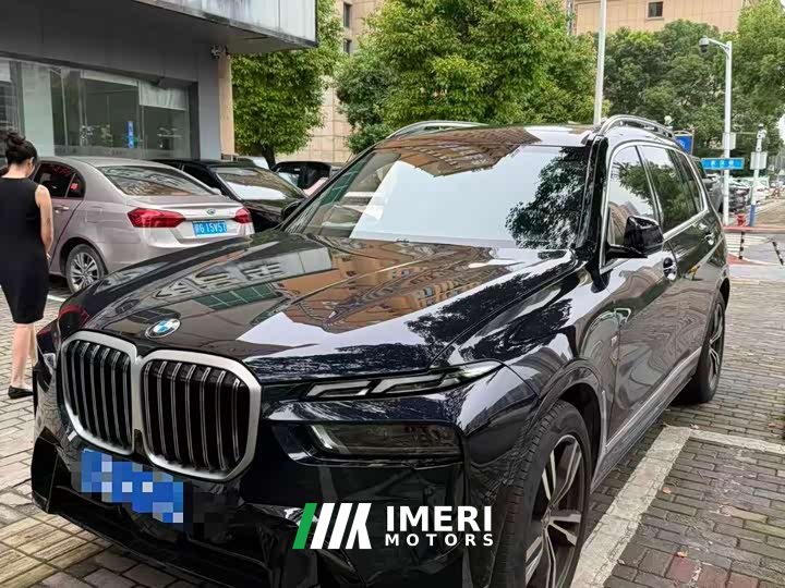 BMW X7 xDrive40i Exclusive M Sports Package