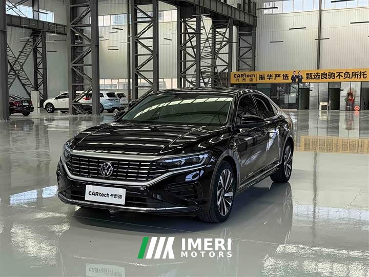 Volkswagen Passat 330TSI Elite Edition