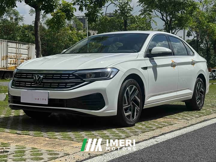 Volkswagen Sagitar 300TSI DSG Beyond Edition