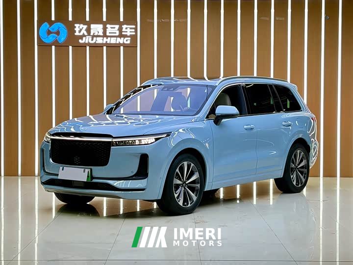 Li Auto Ideal ONE 2020 extended range 6-seater version