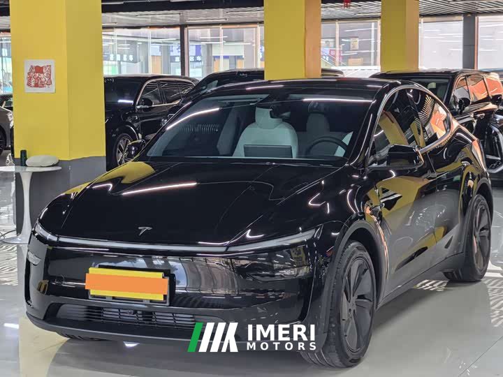 Tesla Model Y facelift long-range all-wheel drive version