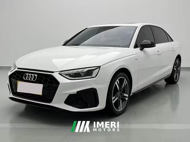 Audi A4L 40 TFSI Luxury Dynamic