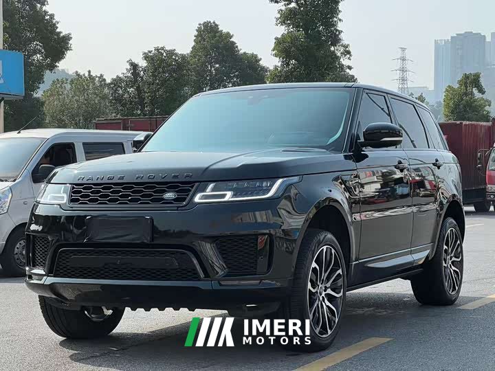 Land Rover Range Rover Sport 3.0 L6 Black Edition