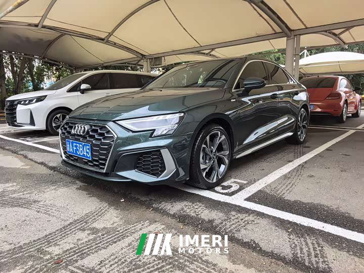 Audi A3 A3L Limousine 35 TFSI Luxury Sport