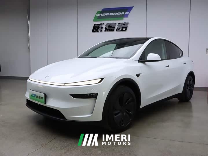 Tesla Model Y 2025 rear-wheel drive version