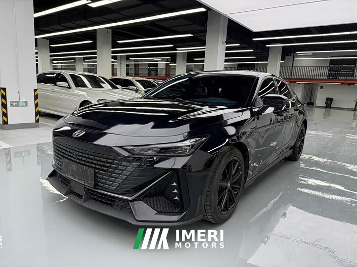 Changan UNI-V 1.5T premium