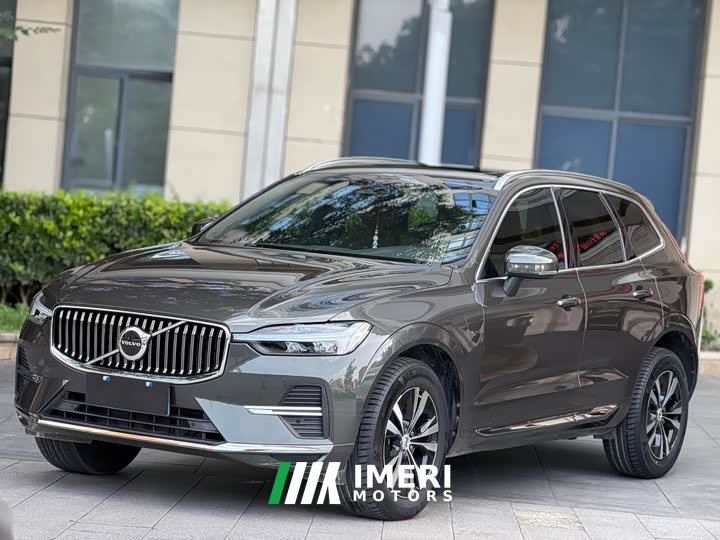 Volvo XC60 B5 AWD Luxury Edition